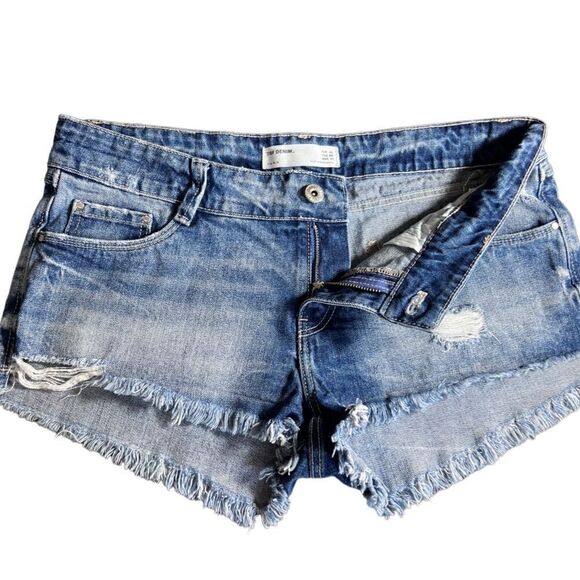 Zara Jean shorts mid rise cut off style distressed size 8 - Picture 6 of 12